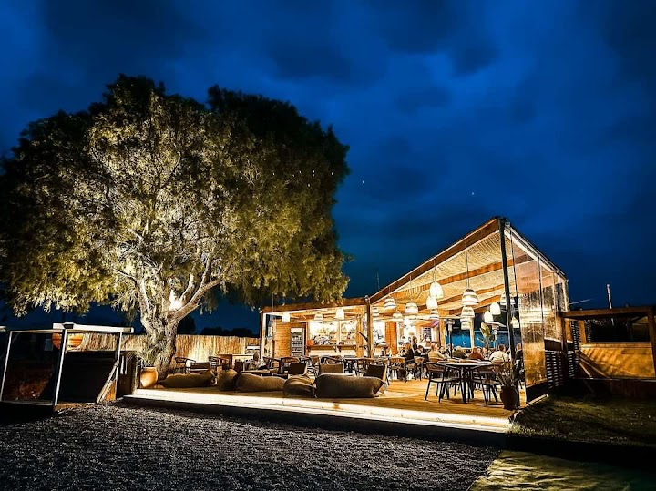 Watch our Sunset Beach Bar & Restaurant review