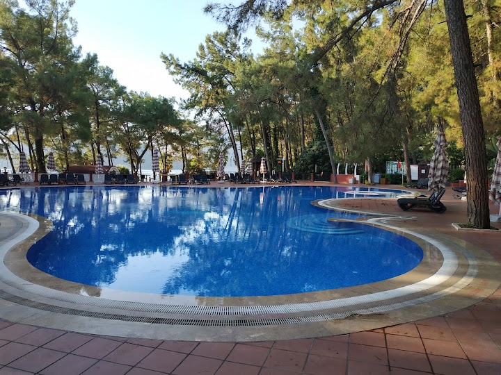 Watch our Grand Yazıcı Club Marmaris Palace review