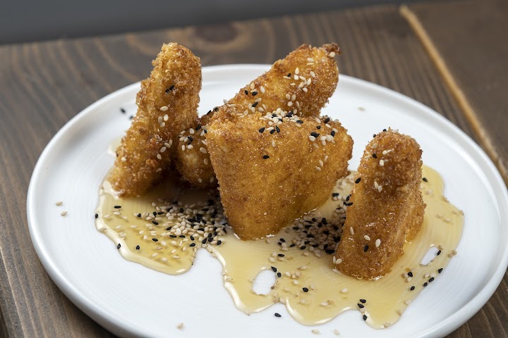 Watch our Mariposa Restaurant review