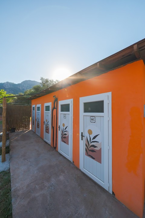 Watch our Turuncu Camping Karavan & Çadır Kamp Alanı Marmaris review