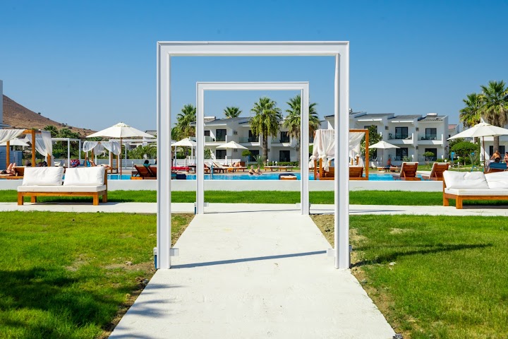 Watch our Mark Warner - Kamari Beach Resort Rhodes review
