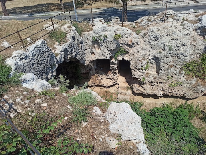 Ιερό Σπηλαίου Νυμφαίου