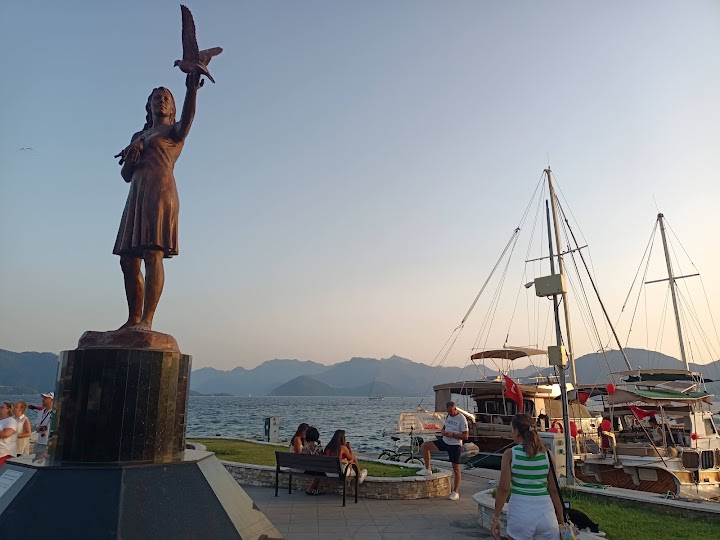 Watch our Club areena review