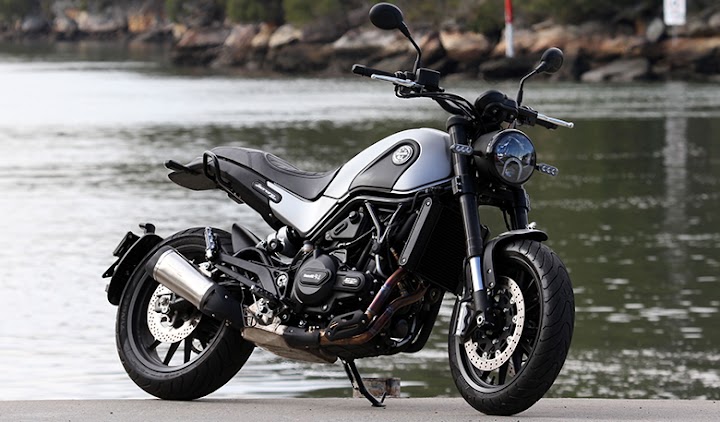 Watch our HiWAY Rent a car/moto review