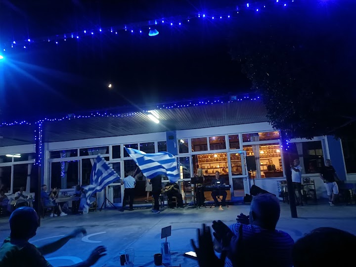 Watch our Mimakos Taverna- nunta Vula review