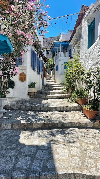 Watch our Marmaris Castle and Archeology Museum review