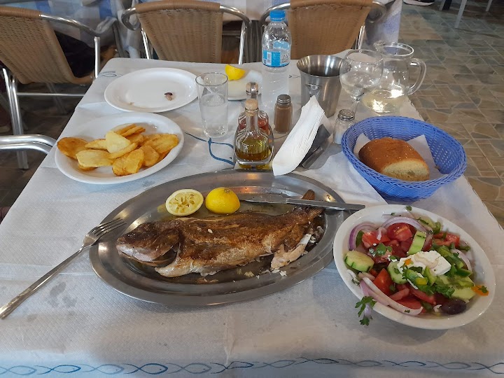 Watch our Mouria Restaurant - Maria review