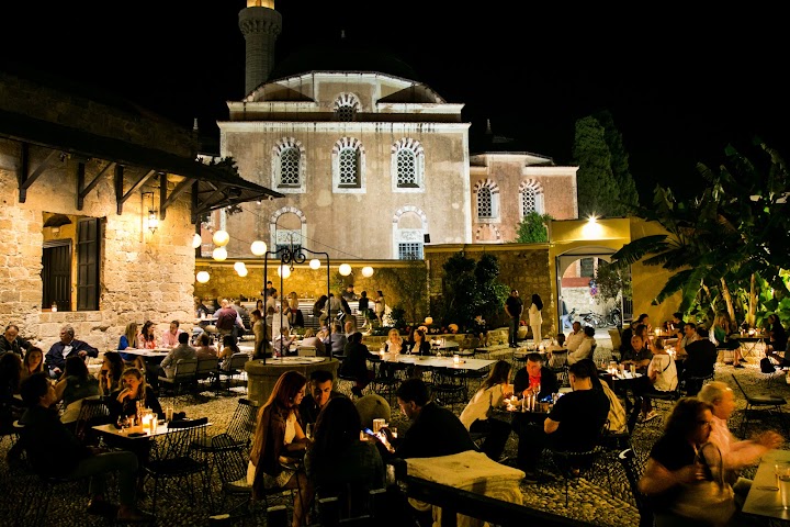 Watch our Sissitio review