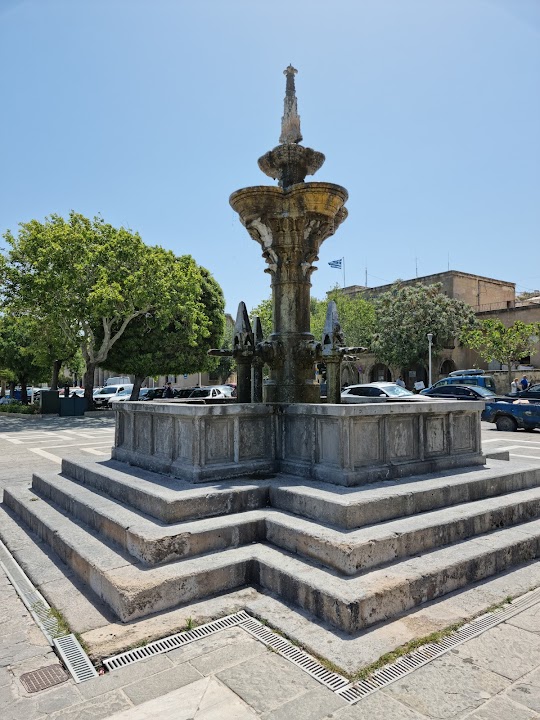 Fontana Grande