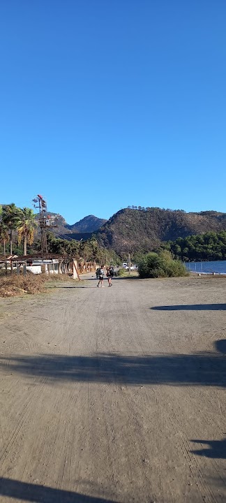 Watch our Duru Camping review