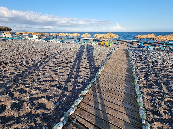 Watch our Mojito beach bar review